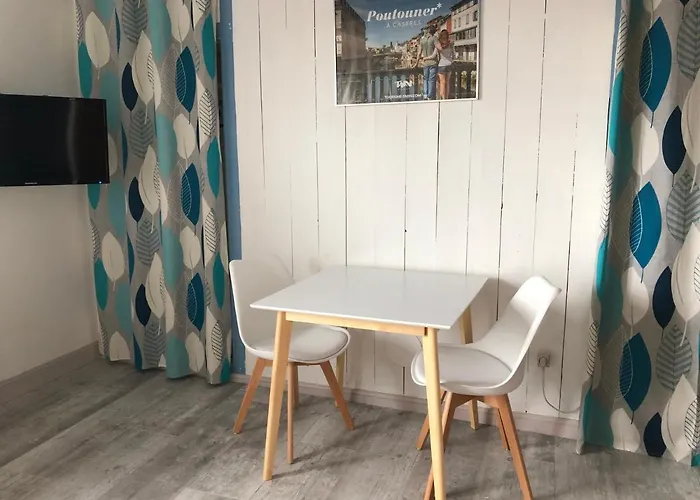 Les Balcons Du Pastel Nocleg ze śniadaniem