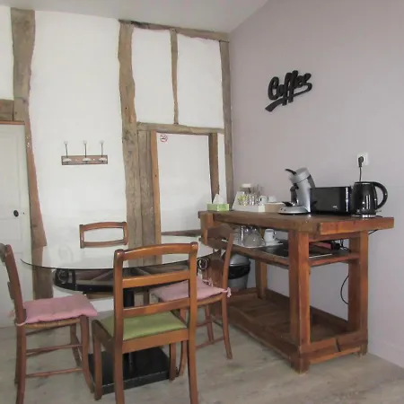 Les Balcons Du Pastel Nocleg ze śniadaniem 3*